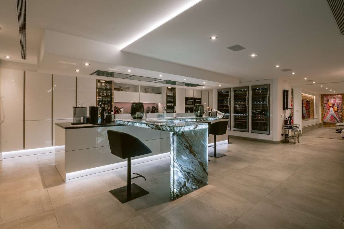 Villa Siesta — Ultra-Modern Clifftop Villa in Ronda with Panoramic Views — photo 3
